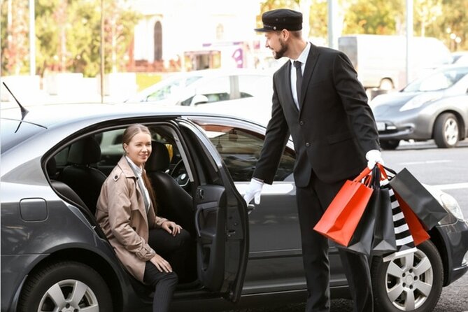 CDG - ORLY (Ory) Airport to Paris, With a Fluent English Driver - Airport Pickup and Meet and Greet