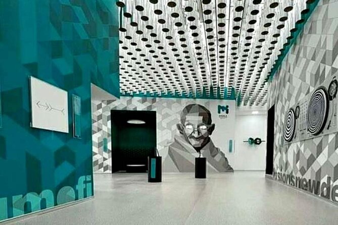 CDG Transfers With Eiffel and Museum of Illusions Private Trip - Private Trip: Eiffel Tower