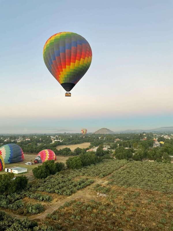 CDMX: Fly over Teotihuacan in a hot air balloon and visit the Basilica of Guadalupe - FAQs