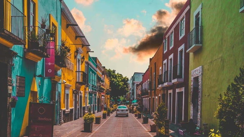 CDMX: Neighborhoods Contrasts Private Tour - Exploring the Historic Center