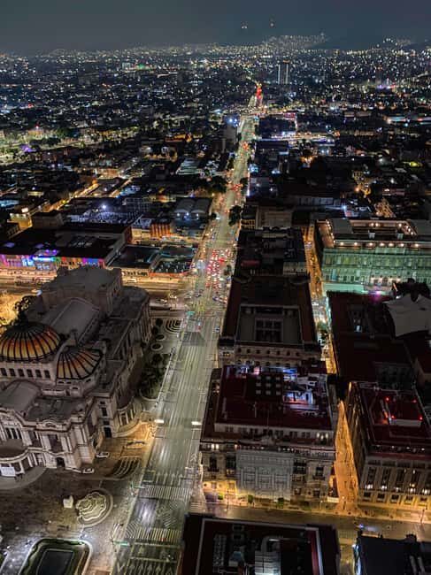 CDMX: Night Walking Tour of the City, with option to visit the Torre Latinoamericana - FAQ