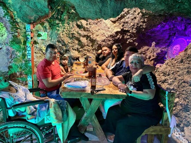 Cdmx: Teotihuacan Guided Tour With Guadalupe Basilica Visit - Appreciating the Jaguar Mural