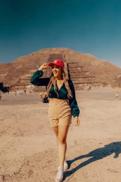 CDMX Teotihuacán Pyramids & PreHispanic Cave (Small Groups) - Pickup Location and Duration