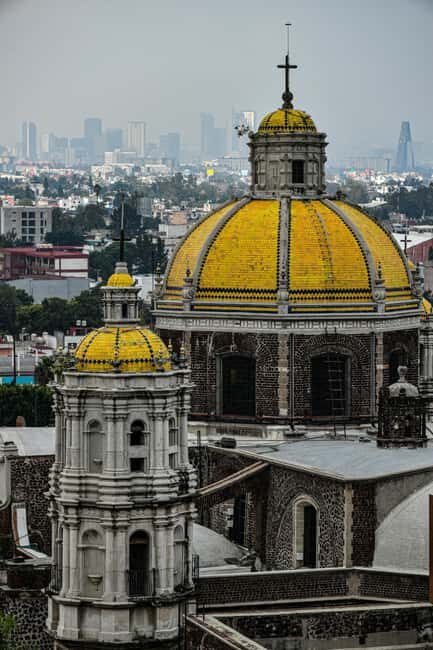 CDMX: Teotihuacan, Tlatelolco and Guadalupe Tour - What Travelers Say About the Guides and Experience