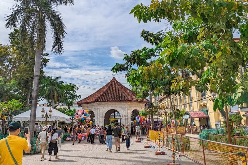 Cebu City with Sirao Garden Half Day Historical Tour - Sirao Garden: color and photo stops in the hills
