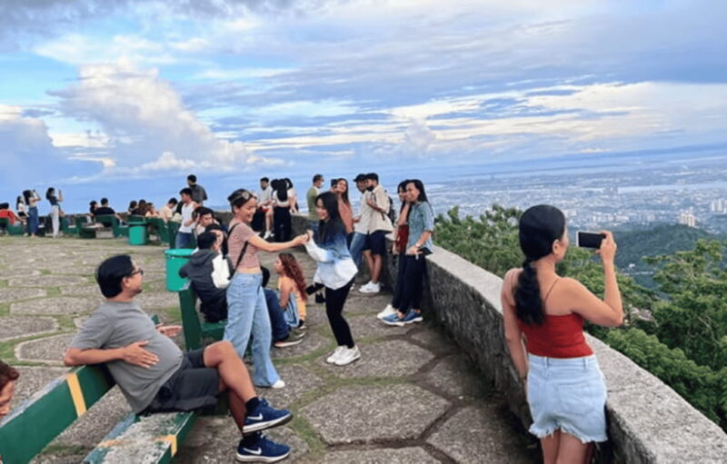 Cebu & Lapu-Lapu City Tour With Lunch at House of Lechon - The Sum Up