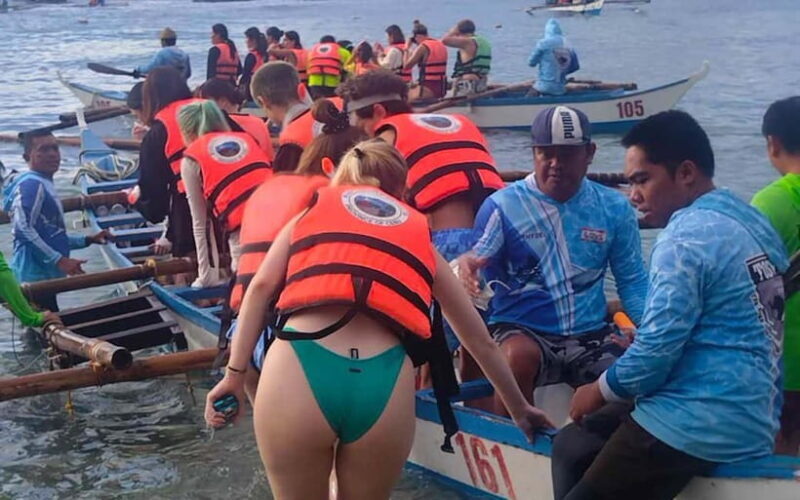 Cebu: Oslob Whale Shark, Tumalog Falls, and Sumilon Sandbar - The Sum Up