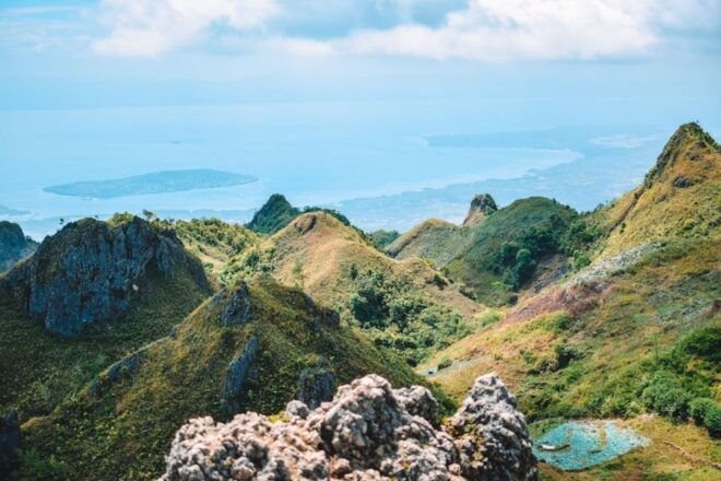 Cebu: Osmeña Peak and Kawasan Falls Canyoneering Day Trip - Customer Review