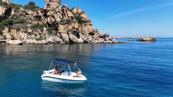 Cefalù: Private Boat Tour Coast to Coast With Snorkeling - Booking Process