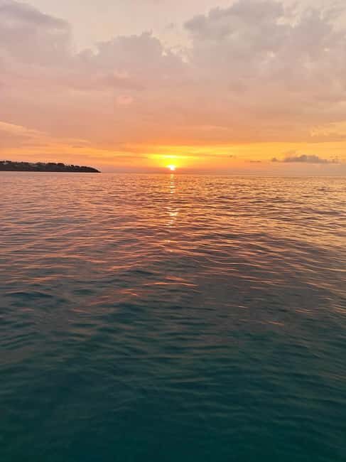 Cefalù: sunset coast tour with snorkeling and aperitif - Who Will Love This Tour?