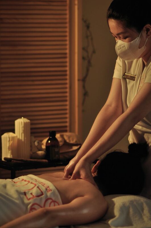 CeleB Spa Opera House - Premium Headspa & Massage in Ho Chi Minh City - Body massage, hot stones and facial add-ons