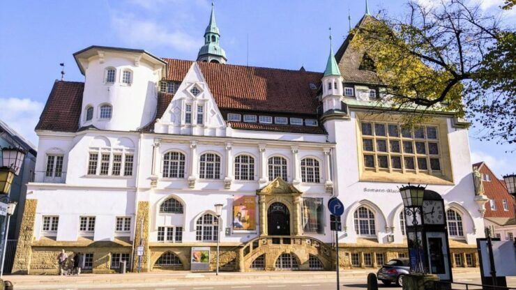 Celle: Romantic Old Town Self-guided Discovery Tour - Experience Highlights
