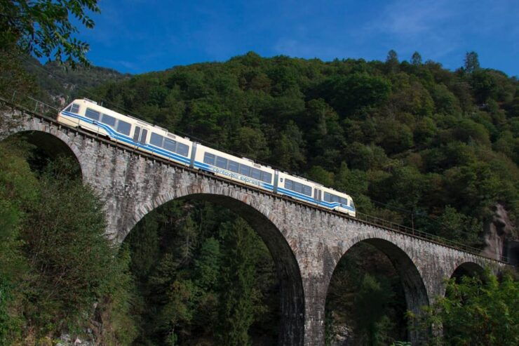 Centovalli Express: Scenic Rail Between Camedo & Domodossola - Good To Know