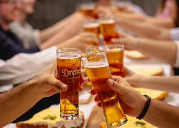 Central Budapest Food Crawl, Local Tastings - Local Drinks to Try