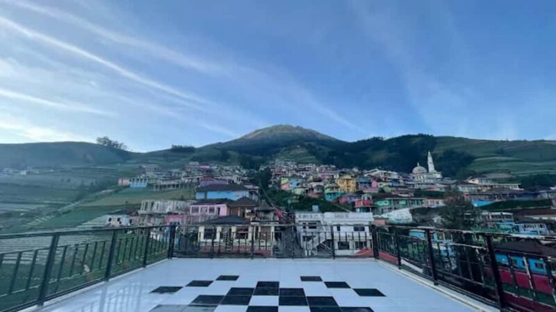 Central Java: Nepal Van Java & Borobudur Temple Tour - Exploring the Central Java: Nepal Van Java & Borobudur Temple Tour