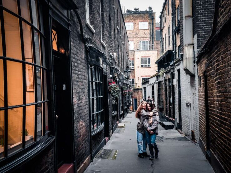 Central London: City Exploration Game With Secret Squares - Experience Overview