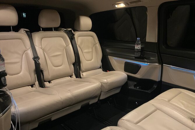 Central London to London City Airport Transfer - Inclusions and Amenities Provided