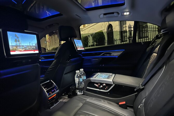 Central London to London Stansted Airport Transfer - Service Details and Inclusions