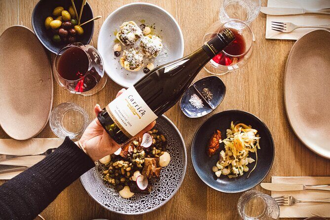 Central Otago Wine Tour Small Group, Expert Guide & Scenic Views - What Makes This Tour Stand Out?