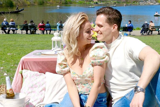 Central Park Luxury Picnic for 3-4 People - Meeting and Pickup