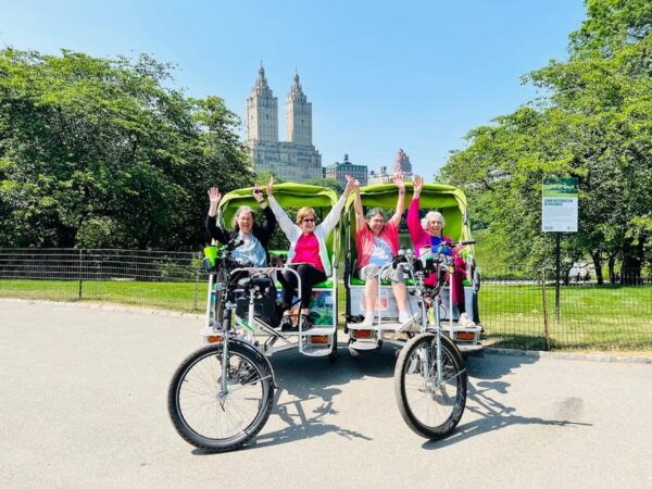 Central Park Pedicab Tour / Photo Stops - Guides Exceptional Service Highlighted