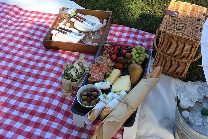 Central Park Picnic Experience for 2 - Pricing and Booking Details