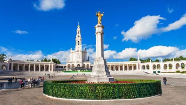 CENTRAL PORTUGAL: FULL DAY TOUR FROM COIMBRA TO FÁTIMA BY SEDAN - Frequently Asked Questions