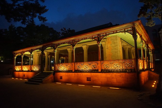 Central Seoul Evening Tour Including Deoksu Palace, Seoul Plaza and Dongdaemun Market - Main Attractions of Deoksu Palace