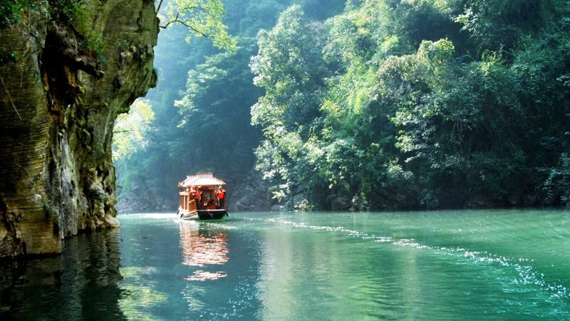 Century Cruises | Luxury Yangtze River Three Gorges Cruise 4 Days 3 Nights / 5 Days 4 Nights (Departing from Chongqing/Yichang) - What to expect on the Yichang departure