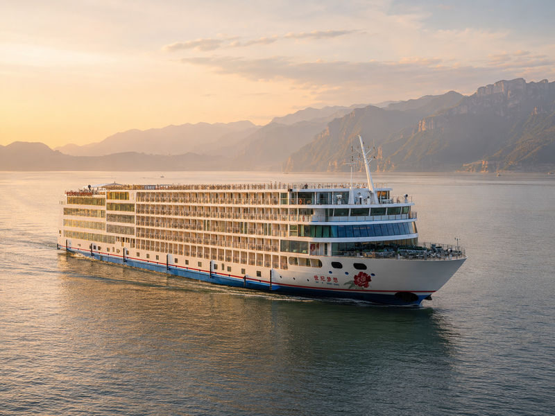Century Cruises | Luxury Yangtze River Three Gorges Cruise 4 Days 3 Nights / 5 Days 4 Nights (Departing from Chongqing/Yichang) - Meals and service: convenience with a generous schedule