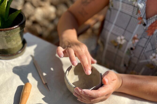 Ceramic workshop in Menorca Create your mediterranean souvenir - FAQ