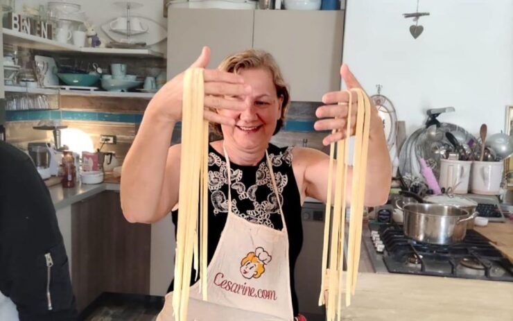 Certaldo: Traditional Tuscan Cooking Class and Communal Lunch - Experience Highlights