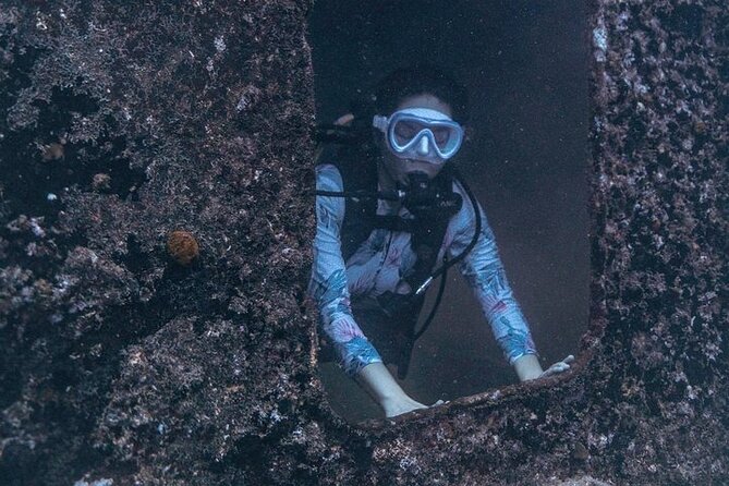 Certified Divers: Best 2-Tank Wrecks & Reef Boat Dive All Inclusive From Waikiki - Safety Guidelines and Precautions