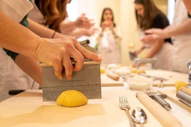 Cesarine: Home Cooking Class & Meal With a Local in Verona - Booking Details
