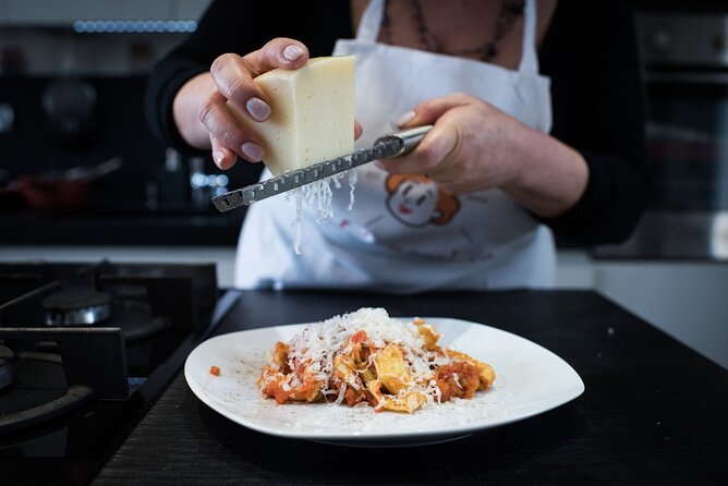 Cesarine: Pasta Class at Locals Home in Naples - Meeting Point
