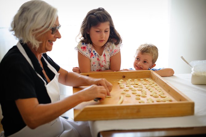Cesarine: Small Group Market Tour and Cooking Class in Bari - Directions