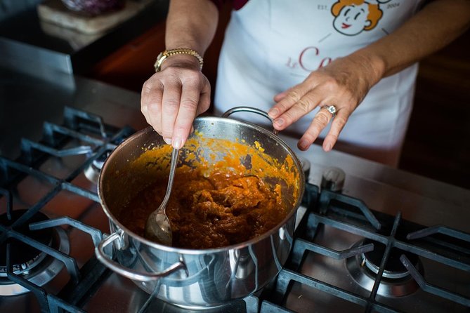 Cesarine: Small Group Market Tour and Cooking Class in Verona - Meeting and Pickup Details