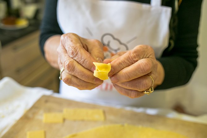 Cesarine: Small Group Pasta and Tiramisu Class in Modena - Refund and Cancellation Policy
