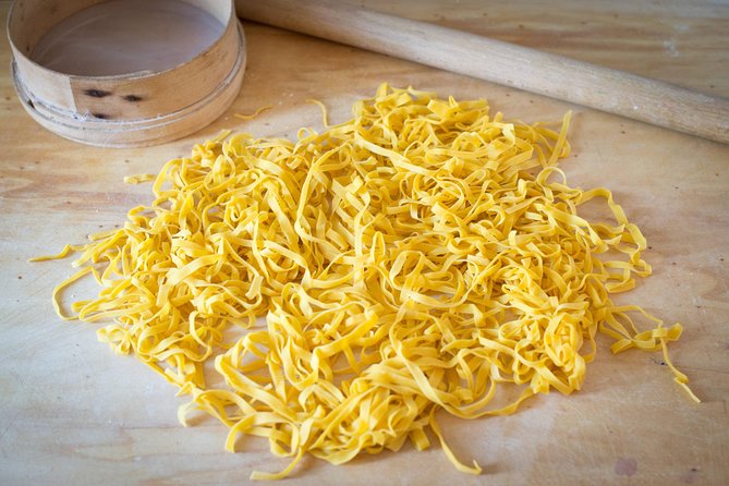 Cesarine: Small Group Pasta and Tiramisu Class in Naples - Tasting and Enjoyment