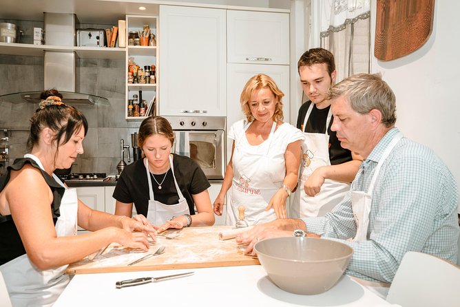 Cesarine: Small Group Pasta and Tiramisu Class in Praiano - Logistics Overview