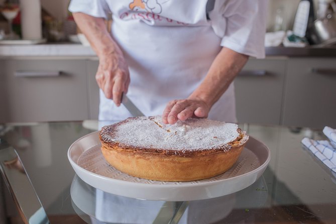 Cesarine: Small Group Pasta and Tiramisu Class in Sorrento - Experience Overview