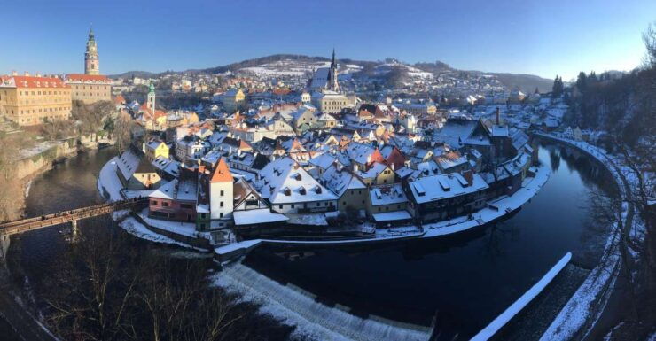 Cesky Krumlov: Private Christmas-Themed Walking Tour - Experience