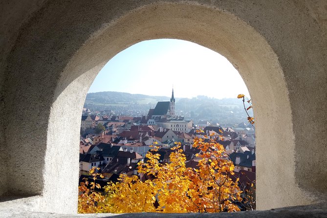 Cesky Krumlov Private Day Trip From Prague With Lunch and Castle Admission - Reviews and Cancellation Policy