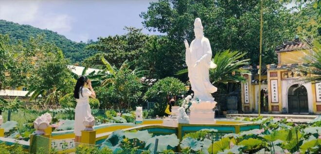 Cham Island: Sightseeing and Snorkeling Day Trip - Experience Highlights