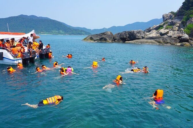Cham Island Snorkeling Tour with Seafood Lunch Daily tour - A Thorough Look at the Cham Island Snorkeling Tour