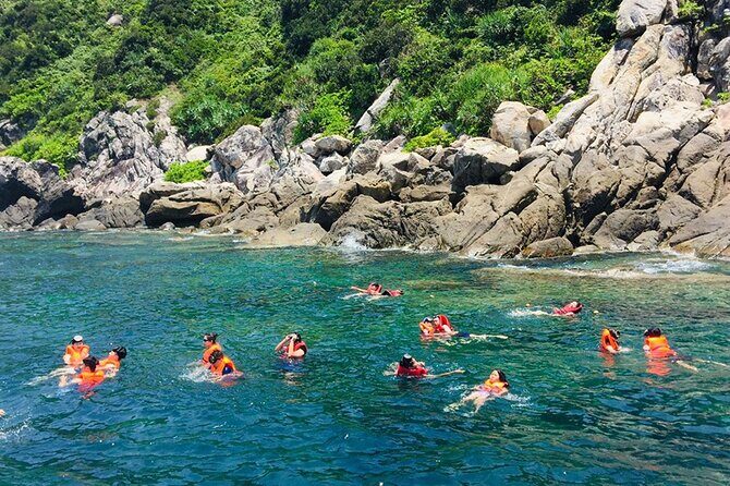 Cham Island Snorkeling Tour with Seafood Lunch Daily tour - Who This Tour Is Best For  