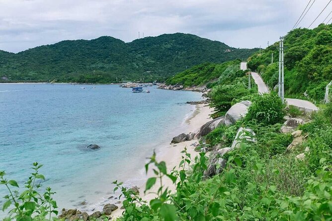 Cham Island Snorkeling - Wonderful Beach - Speedboat Daily Tour - Meeting and Pickup