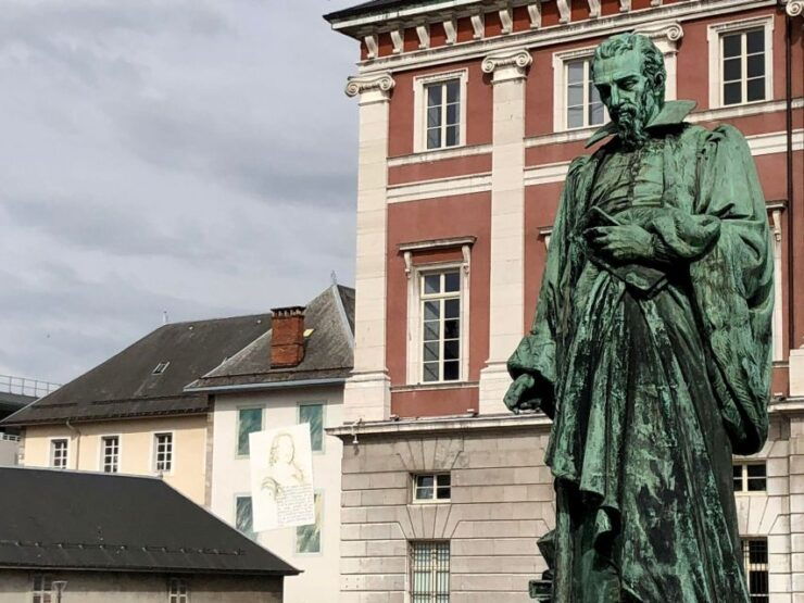 Chambery: Self-Guided Walking Tour With Smartphone App - Experience Highlights
