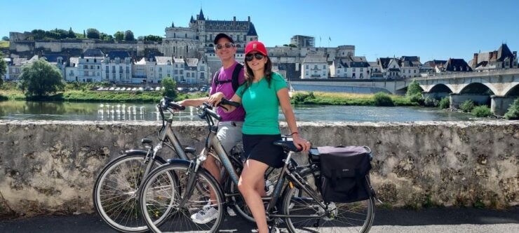 Chambord and Chenonceau Day Trip With Licensed Guide - Good To Know