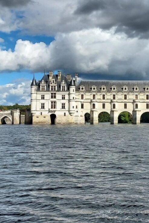 Chambord and Chenonceau Day Trip With Licensed Guide - Activity Details